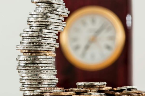 Investire “con testa”: come le famiglie possono difendersi dall’inflazione e costruire partecipazione finanziaria