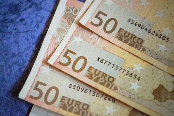 Bankitalia taglia la crescita 2026 allo 0,7 per cento: dazi USA ed euro forte pesano sull’export